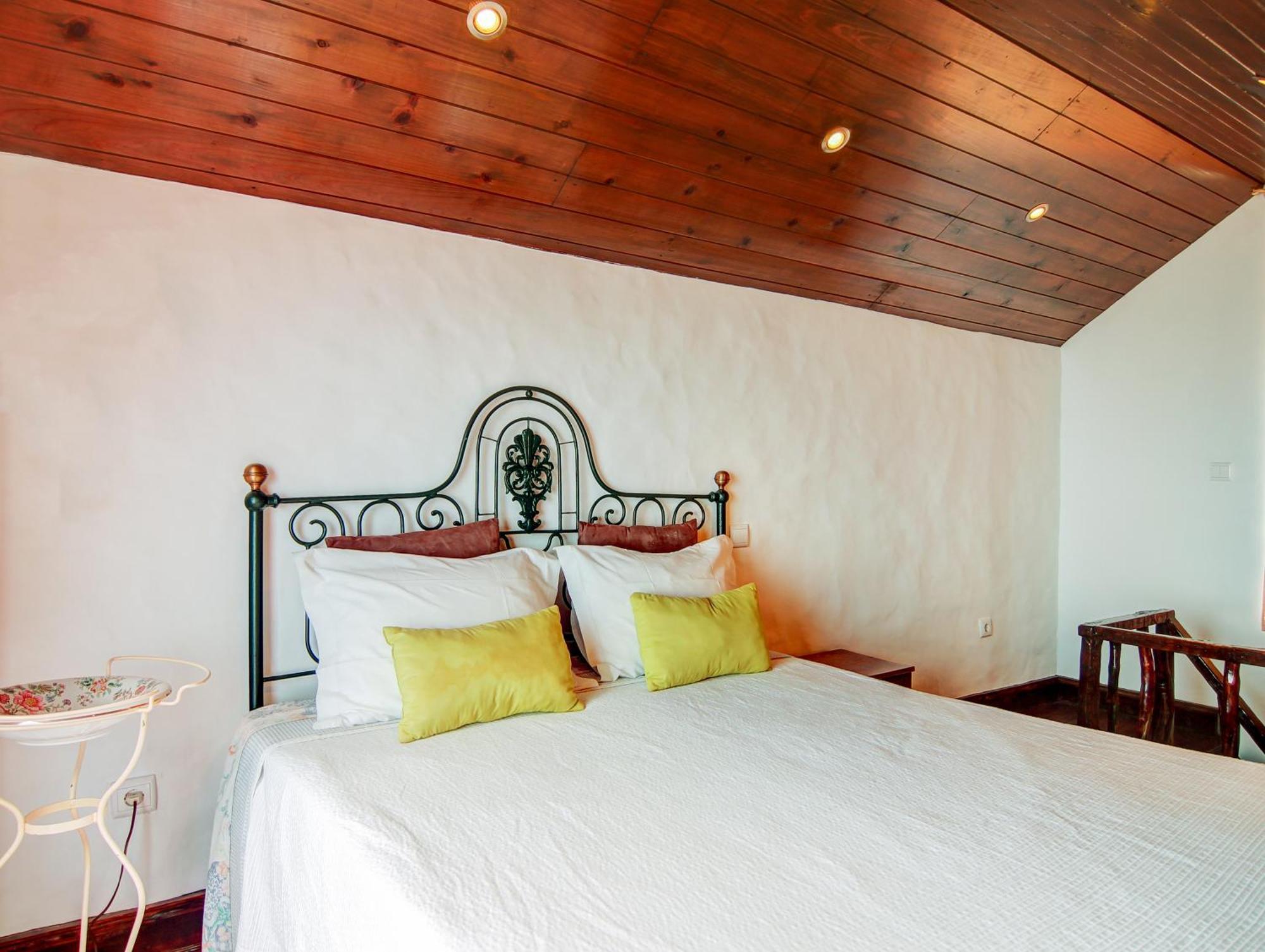 Calhau Grande Hotel Arco da Calheta  Room photo