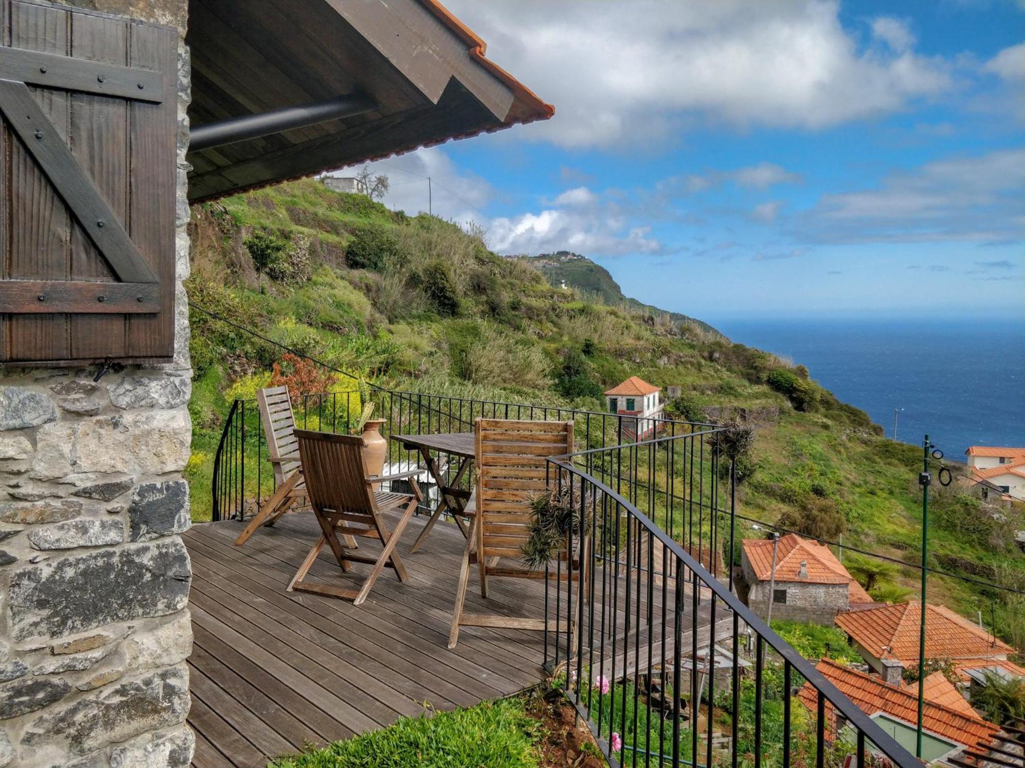 Calhau Grande Hotel Arco da Calheta  Exterior photo